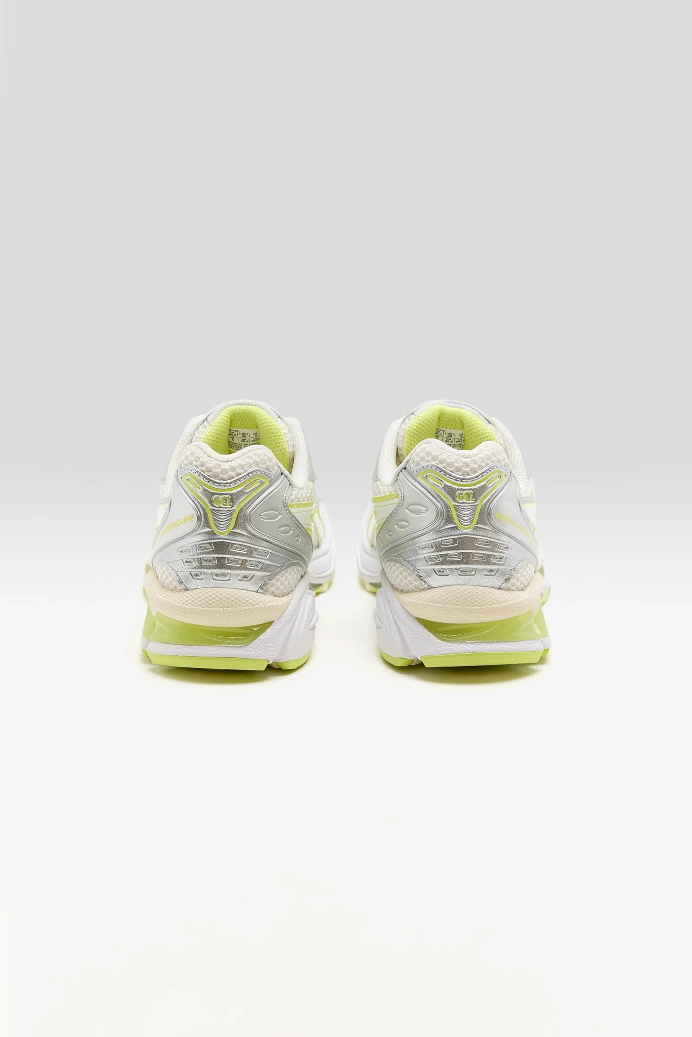 Asics Gel-Kayano cream/yellow