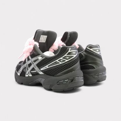 GEL-1130 Black Pure Silver - Fluffy Laces Pink